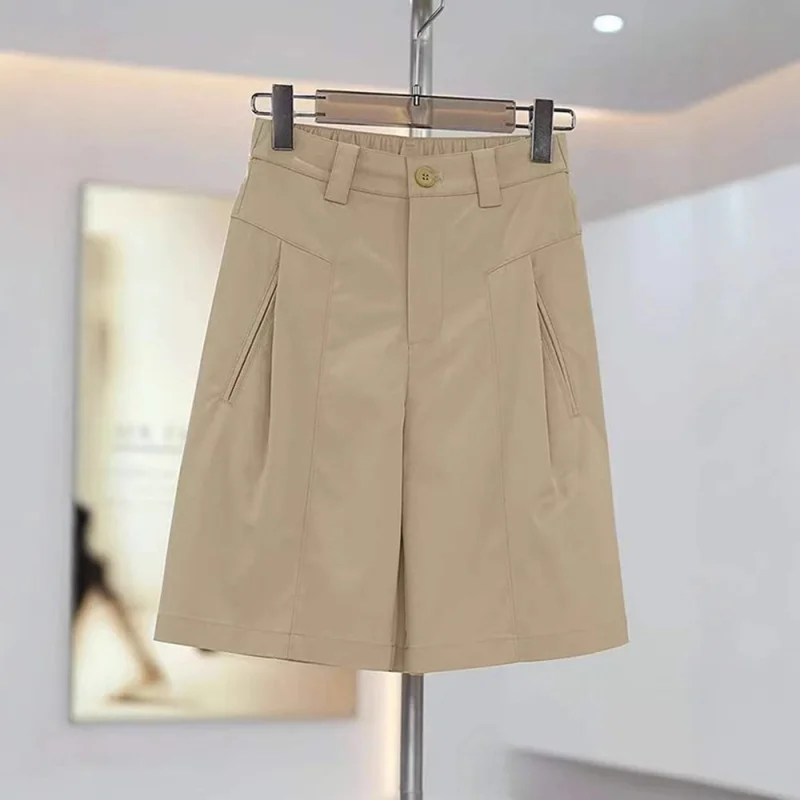 

Khaki Mugwort Shorts for Women, Thin Summer Five-Point Pants, Versatile Casual Mid-Length Pants