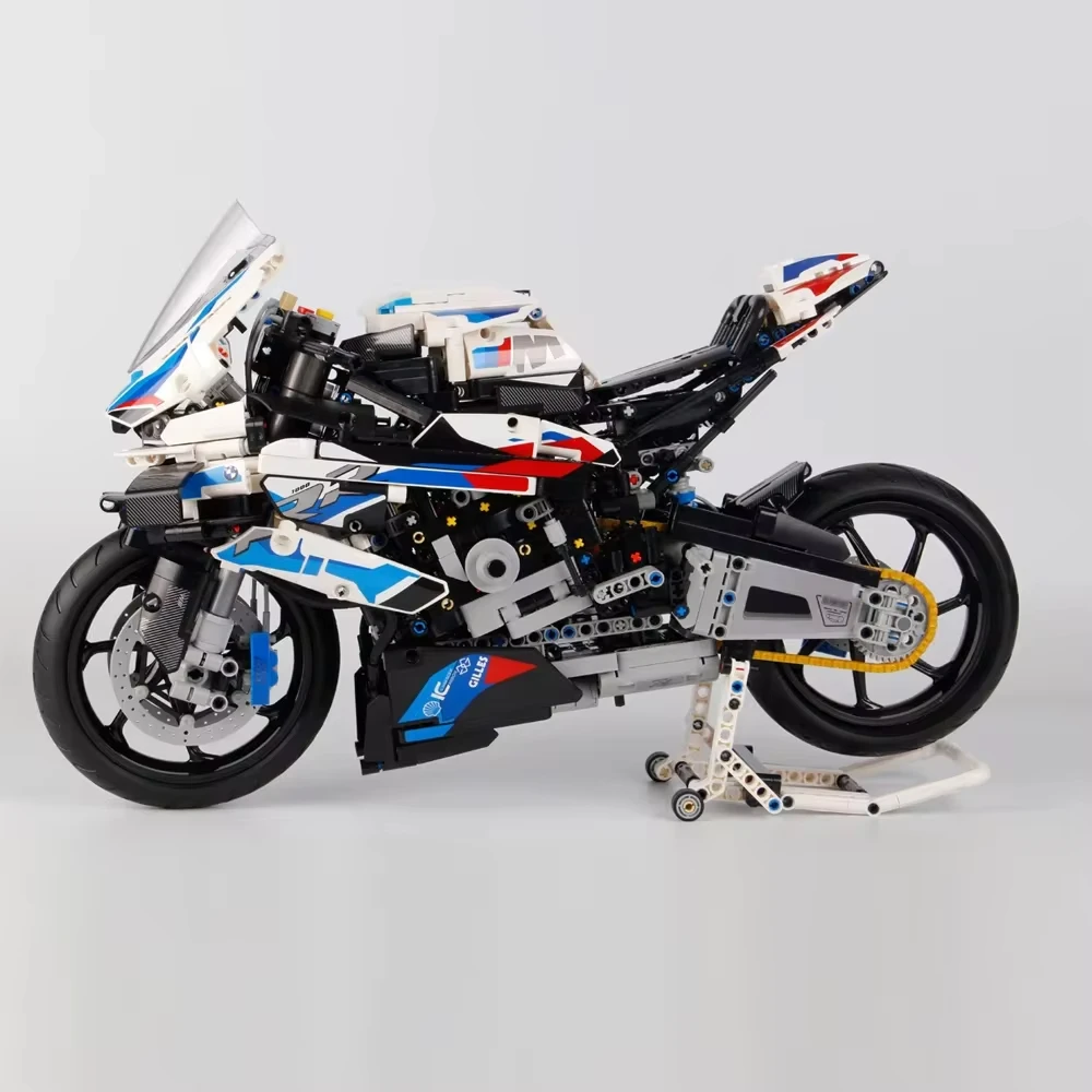 1920pcs Technic1000 RR Motorcycle Model Kit for Adults, Build and Display Motorcycle Set with Authentic Features MINISO