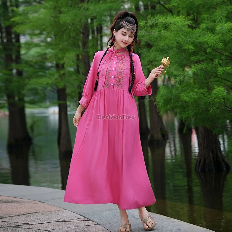 

2024 chinese national style half sleeve holiday travel dress embroiery flower elastic loose style long daily women dress t001