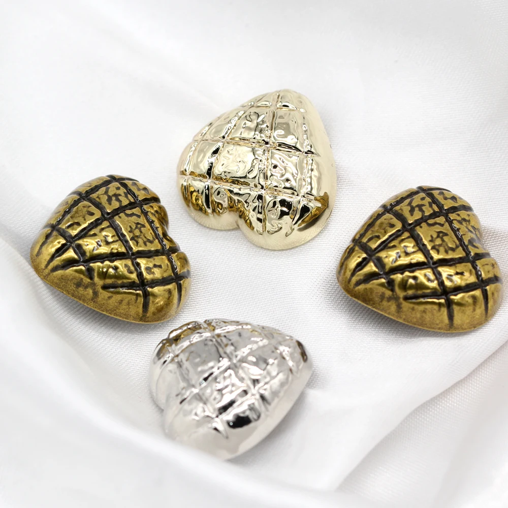 HENGC 6Pcs Striped Heart Shape Gold Metal Buttons for Clothing Antique Female Coat Suit Blazer DIY Crafts Sewing Supplies