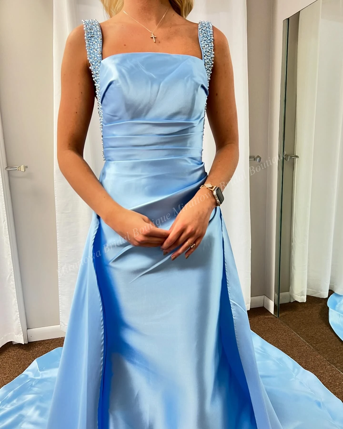 コラム プロムドレス オーバースカート ビーズストラップ シャーリング スカイブルー 冬 フォーマルイブニング パーティー ドレス 特別な日 ページェント ガラ オスカー