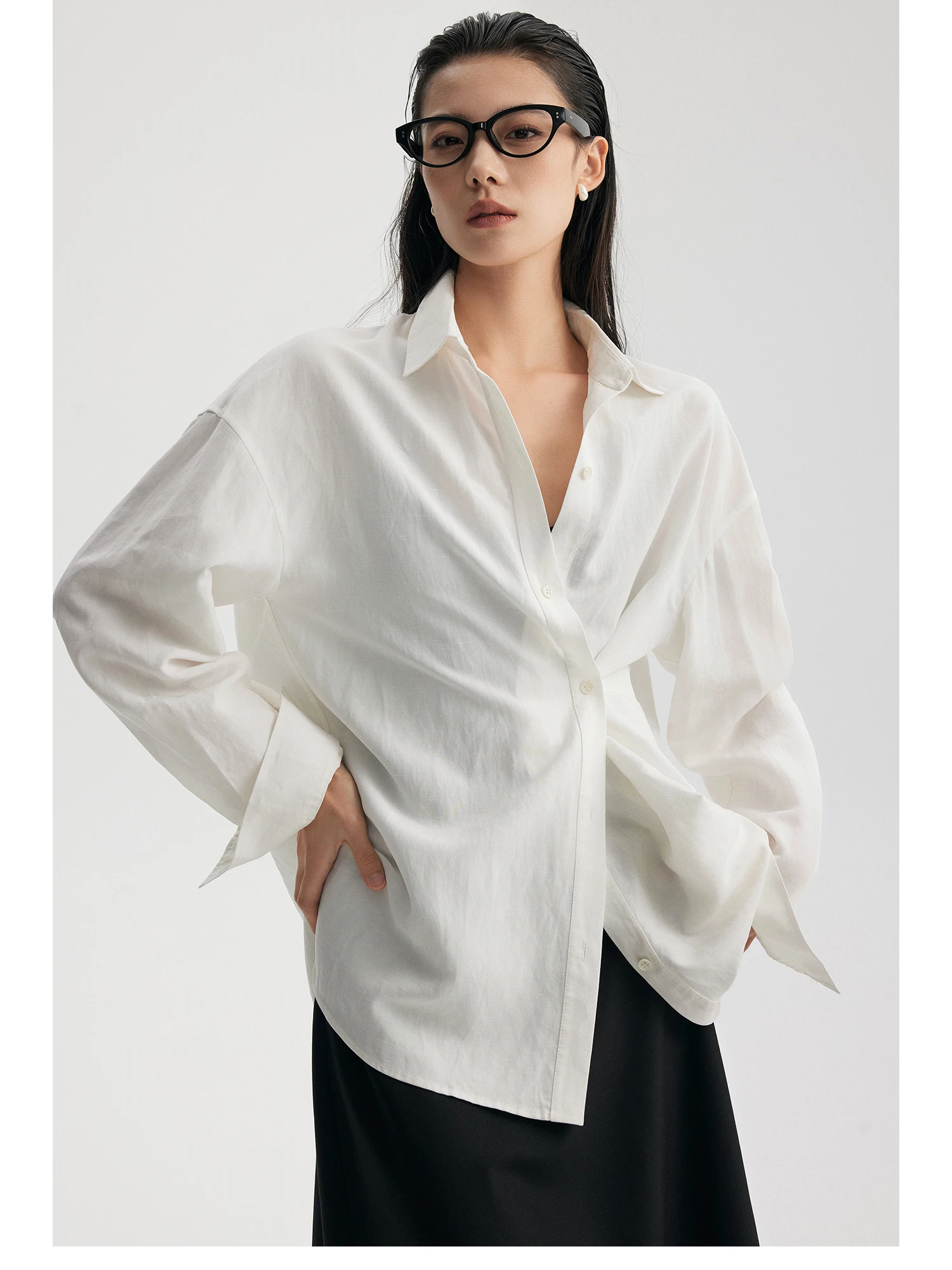 

Роскошная льняная блузка Owyee Early Spring в стиле Old Money, универсальная, с косыми пуговицами, многозаходная, с асимметричным силуэтом