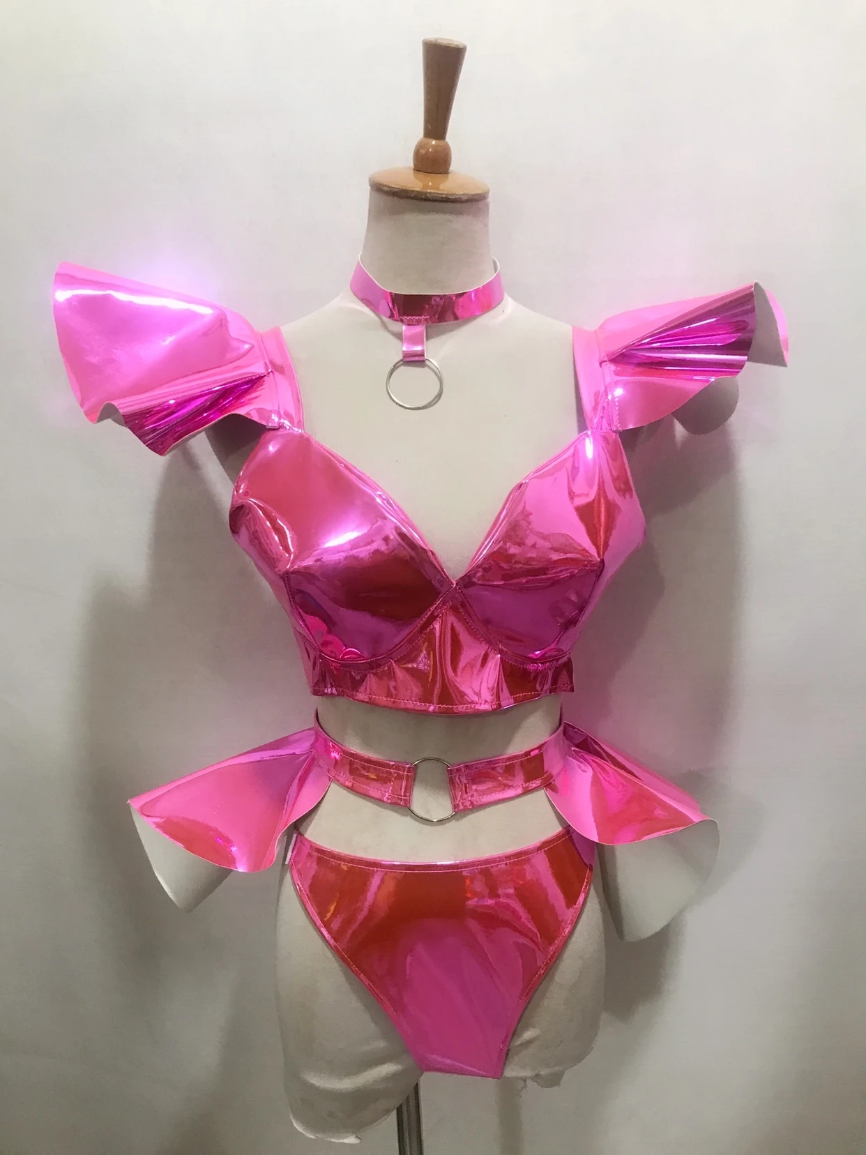 Fluorescerend geel sexy toneelvoorstelling kostuum zilver lakleer bikini minirok festival party show rave dans outfit