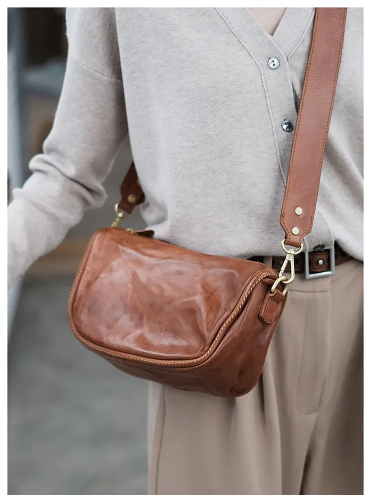

PNDME Fashion Luxury Genuine Leather Ladies Saddle Bag For Weekend Travel Natural Real Cowhide Women's Cute Brown Shoulder Bag