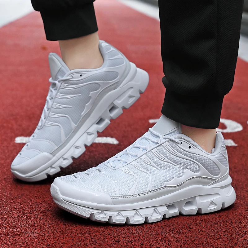 New Men Running Shoes Fashion Loafers Outdoor Leisure Sports Breathable Jogging  Sneakers Outdoor Casual Shoes Hiking Shoes