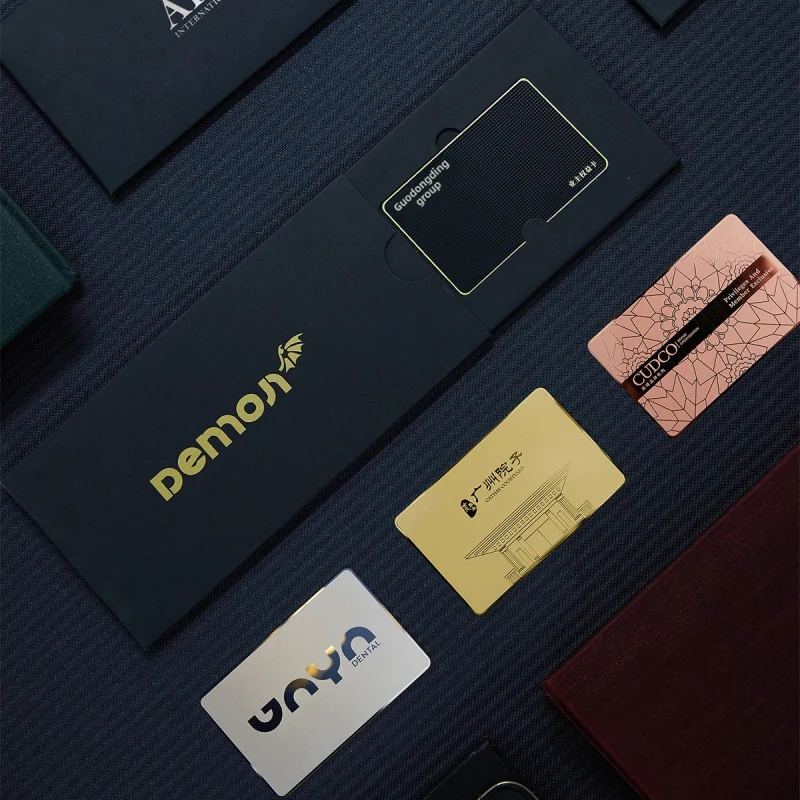 custom.High-End Vip Membership Card Box Custom PVC Paper Box Magnetic Stripe Hairy Crab Design Hot Stamping Envelope Ca