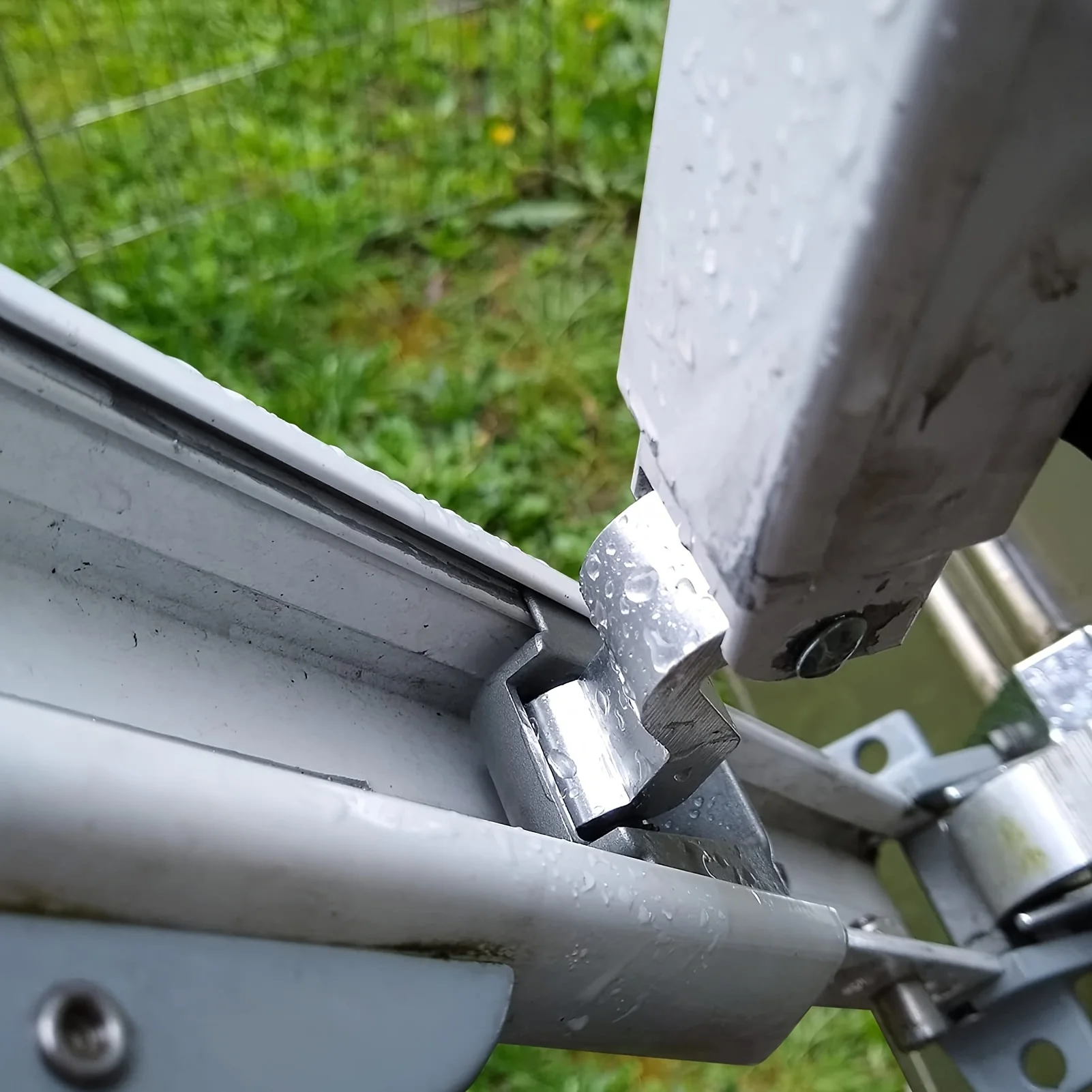 2 Pack RV Awning Rafter Rivet Slider Asm for Dometic A&E 9000 8500 830463P RV Awning Arm Parts for RV Camper Trailer Motorhome