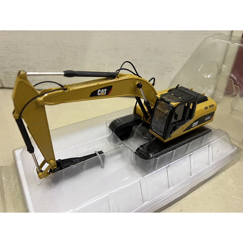 

Diecast Alloy 1:50 Scale CAT 323D L Crushing Hammer Excavator Cars Model 55282 Adult Toys Classics Souvenir Gifts Static Display