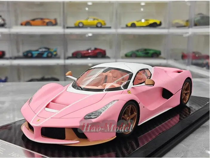 UU 1/18 For Ferrari LaFerrari Resin Model Car Diecast Kids Simulation Toys Boys Birthday Gifts Hobby Display Collection Pink