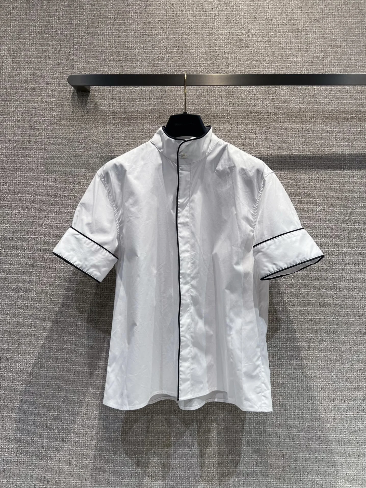 

Fashionable Short Sleeve Stand Collar Women's Shirt Jacket Breathable Cotton Casual Business Style Versatile Ageless Top