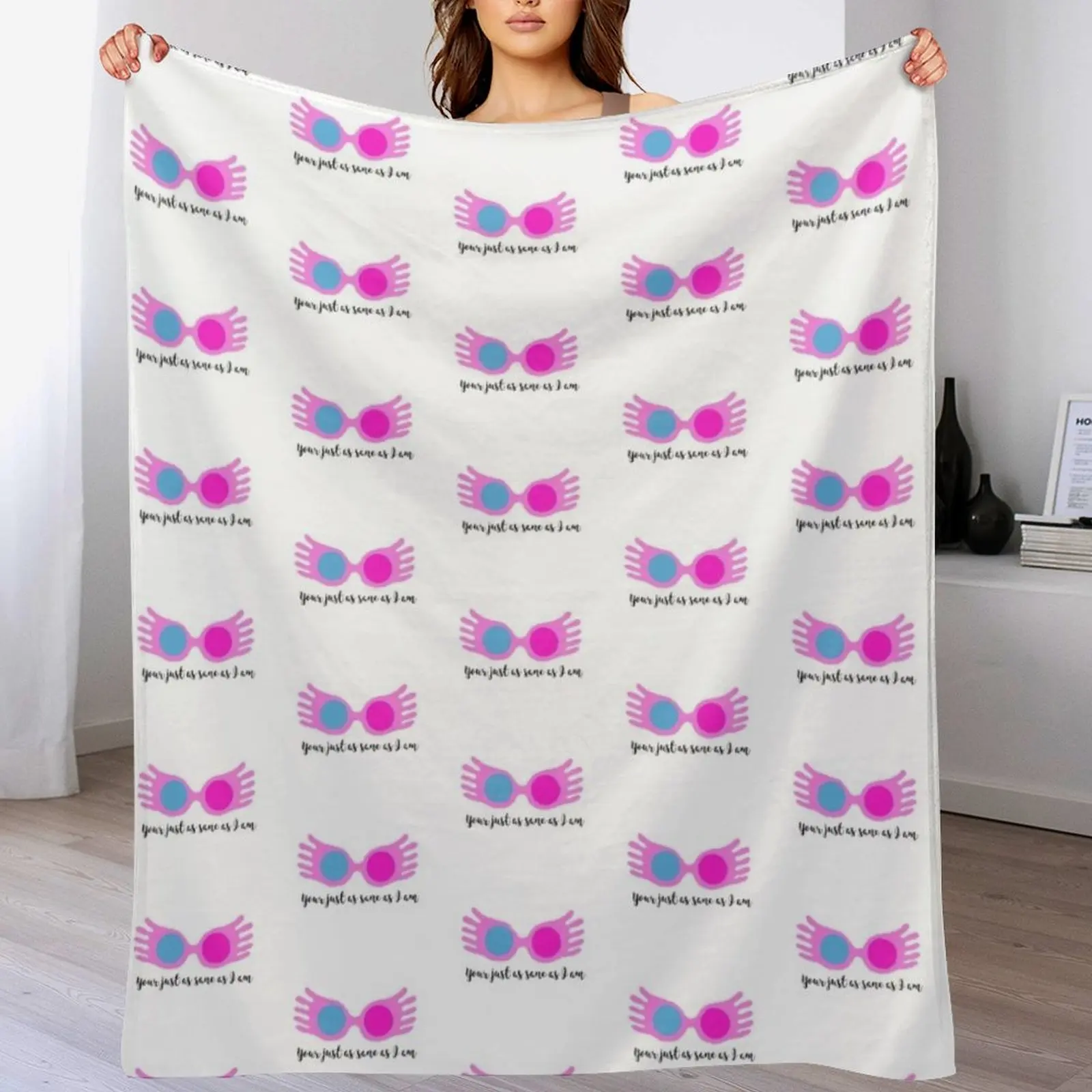 

Luna Lovegood spectrespecs and quote Throw Blanket Soft Comfort Blanket for Reading Watching TV