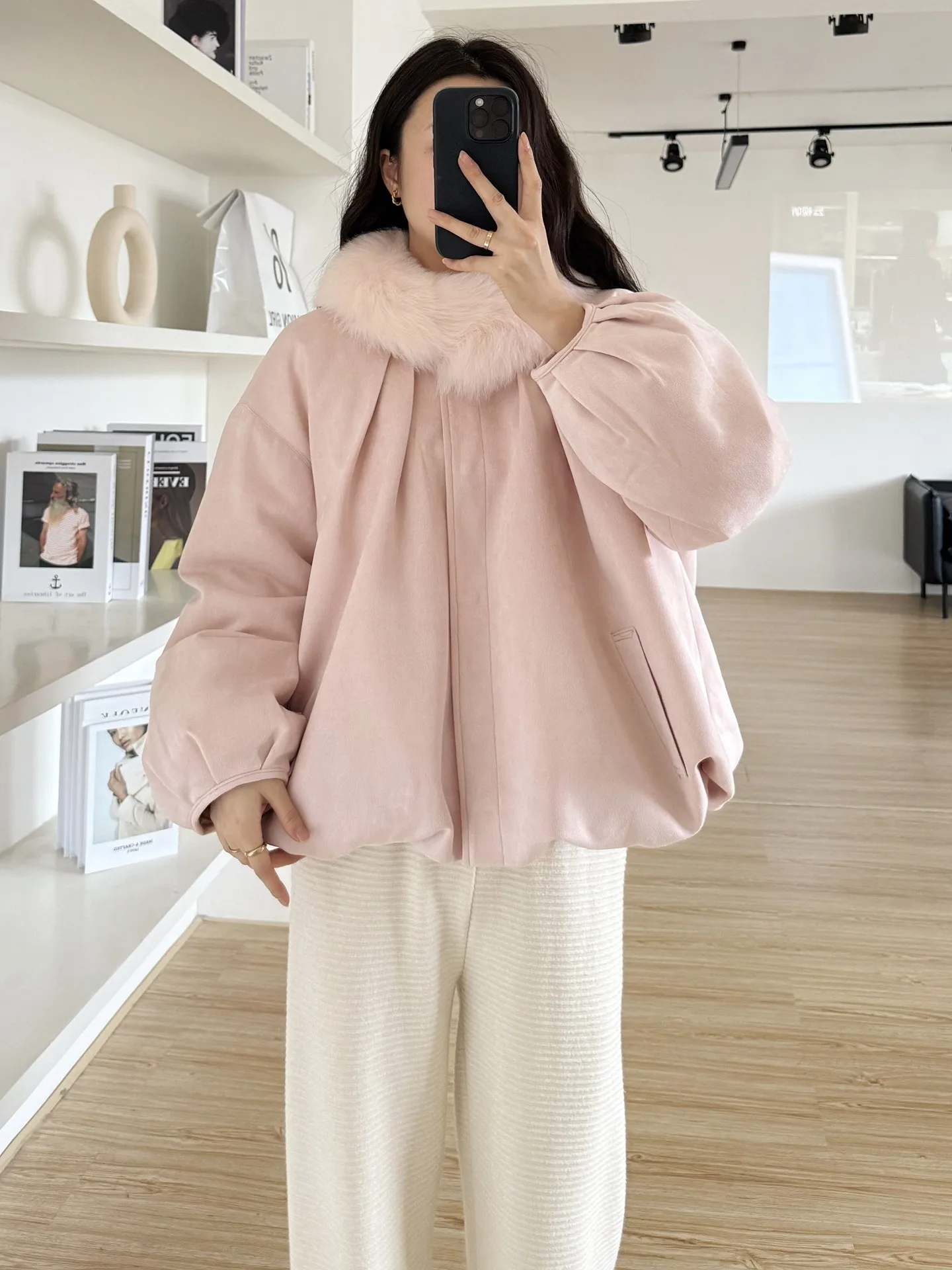 Monroe Sweet Girl 2025 Winter New Korean style short fox fur collar fur coat, women's goose down down jacket for warmth