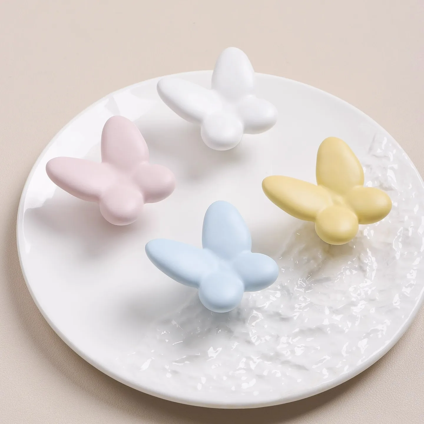 Cute Children's Wardrobe Door Handle Butterfly Colored Ceramic Cabinet Drawer Handle Girl Creative Cartoon