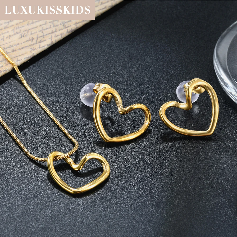 LUXUKISSKIDS Simple Hollow Love Heart Pendant Necklace Sets for Women Fashion Creative Golden Earrings Jewellry Set for Party