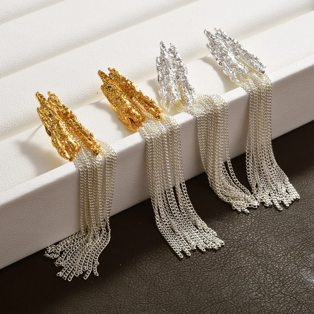 Unique Design Fashion Commute Irregular Pleated Long Chain Tassel Earrings Personalized Temperament Jewelry for Daily Wear Style