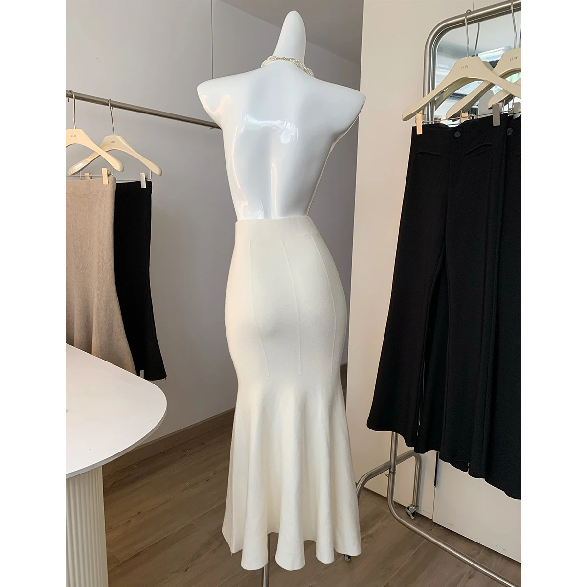 여성용 가을 겨울 시크 하이웨이스트 슬림 머메이드 스커트 여성 단색 우아한 피쉬테일 니트 롱 스커트