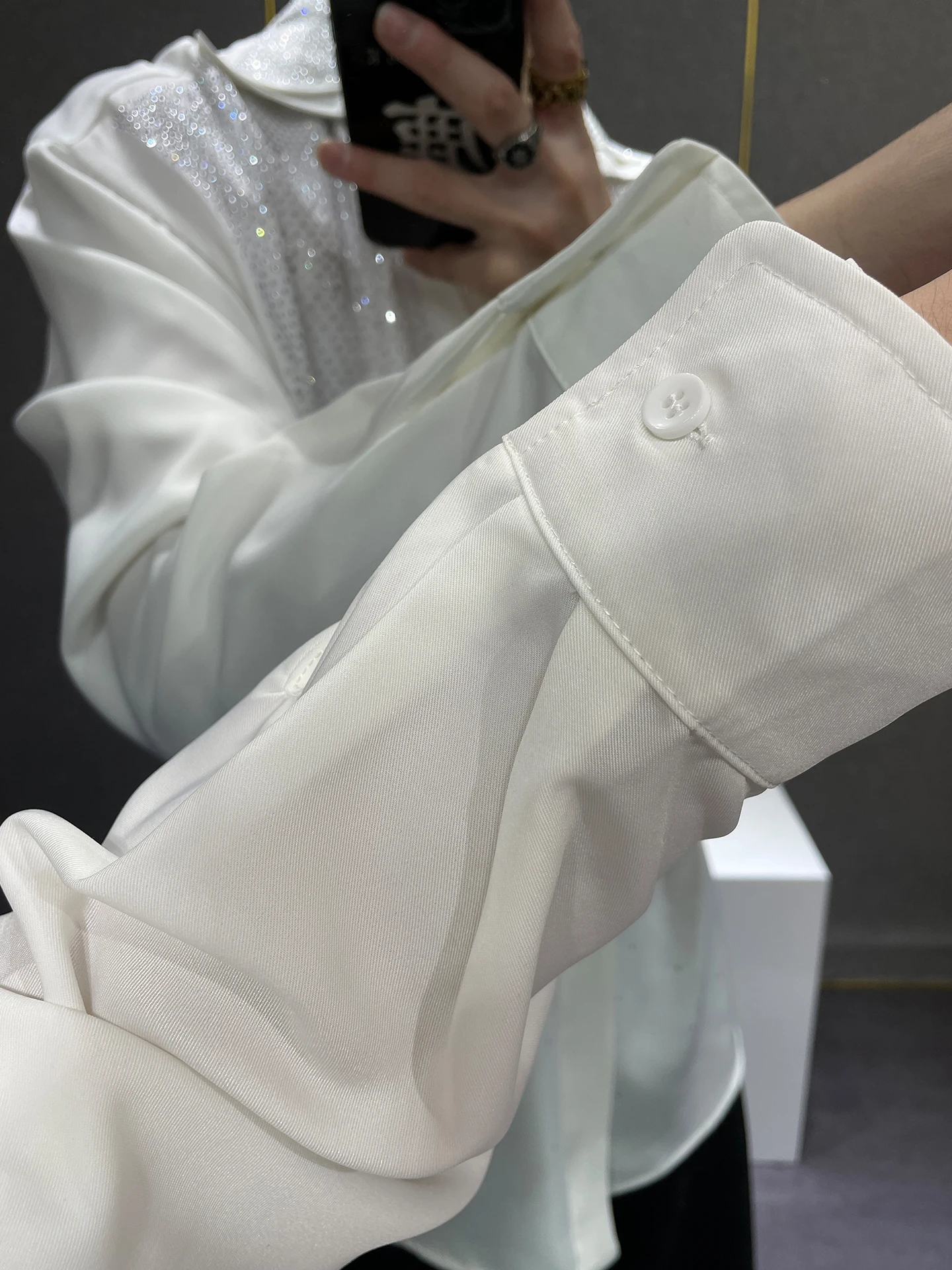 Summer New Design Heavy Rhinestone Long Sleeve Shirt Stylish Fashion Trend Casual V-Neck Loose Draped Shirt for Men