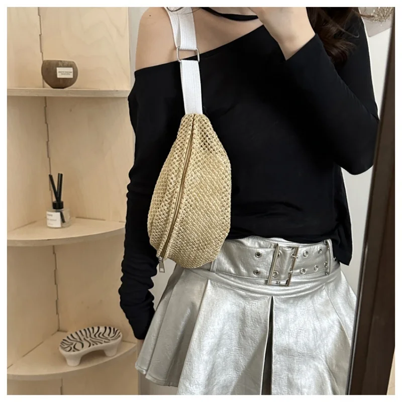 2024 Summer New Women's Knitted Mini Waist Bag Crossbody Bag Female Fashion Hollow Shoulder Bag Beach Chest Bag