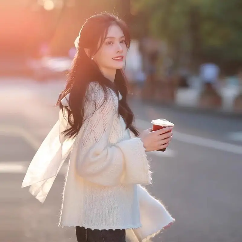 

Spring and Autumn White All Match Classic New Style Unique Design Versatile Simple Top Women's Sweet Woolen Fashion Top