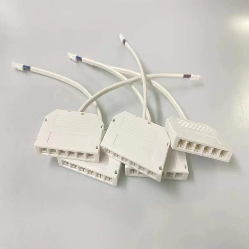 

2 3 6 port junction box hub splitter for led strip light box light power cord quick connector