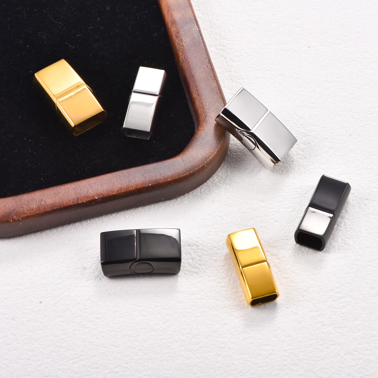 Flache, eckige, wasserdichte Edelstahl-Magnetverschlüsse für Lederarmbänder, kein Verblassen, für DIY-Schmuckherstellung – Detail 1