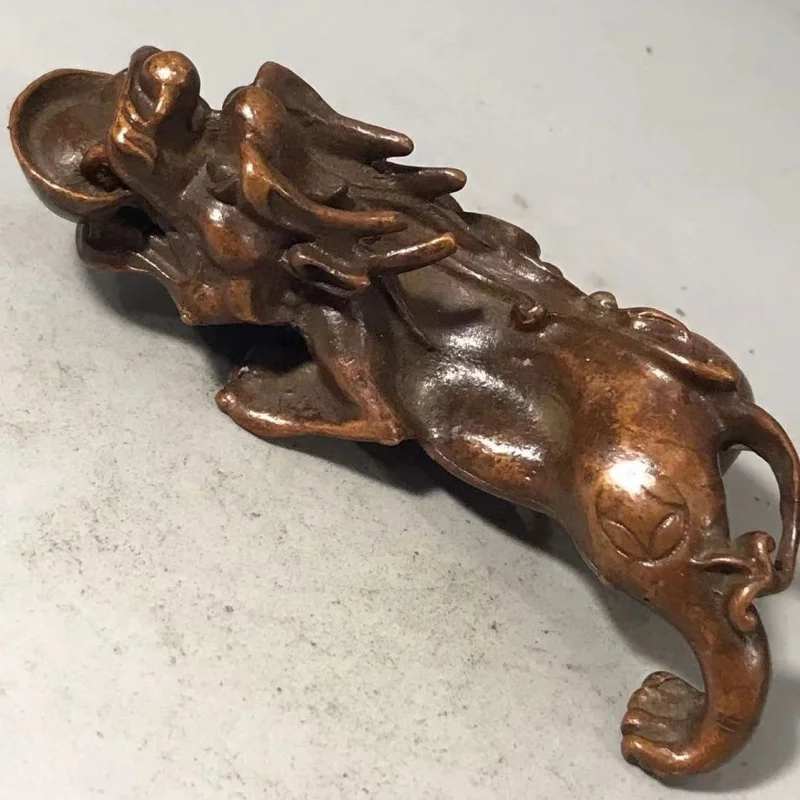 

Solid Copper Pixiu Pendant, Mythical Beast Handheld Piece, Copper Art Micro-Carving, Antique Patina Copper Beast, Antique Copper