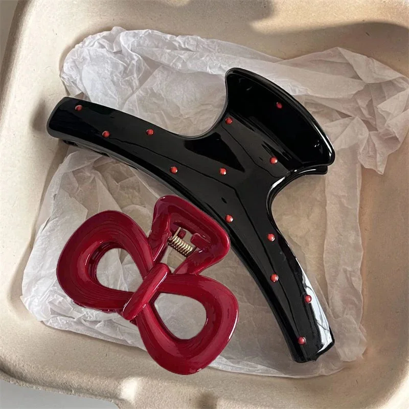 

1/2PCS Vintage Hair Clips Korean Black Polka Dot Red Bow Hair Clip Designer Luxury Shark Clip Women's Headdress Accessories