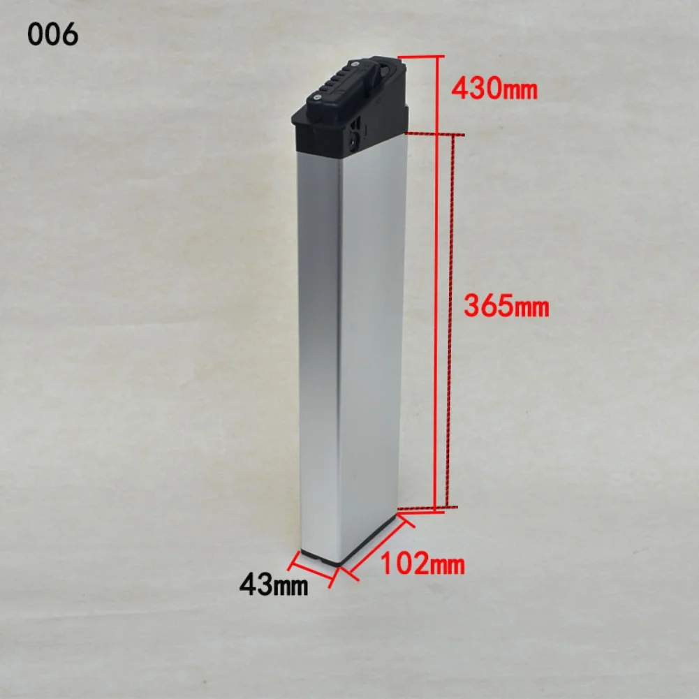 

Аккумуляторный ящик для горного велосипеда 48 В с множественной защитой безопасности и надежным противоугонным замком для поддержки двигателя электронного велосипеда