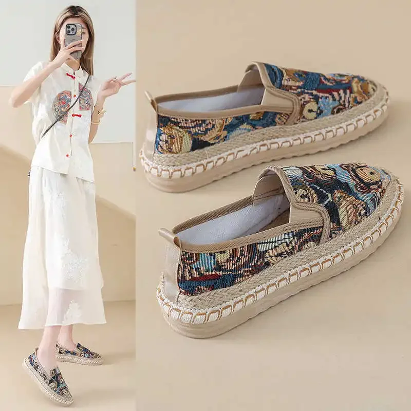 

High-top Flat-heeled Mountain Shoes Woman Sneakers Women White Hiking Shoes Women Sports Trainers Cosplay Shouse Wholesale