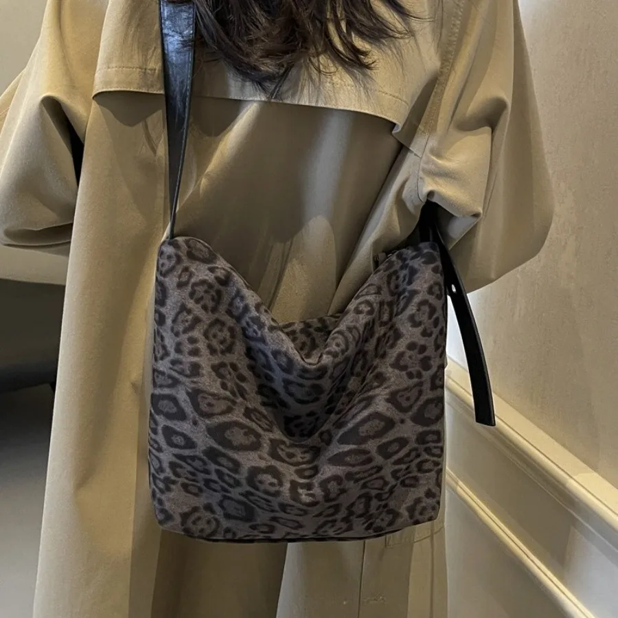 

Модная корейская версия леопардового принта Spice Girls Tote, текстурированная сумка Yankee, женские сумки через плечо на одно плечо