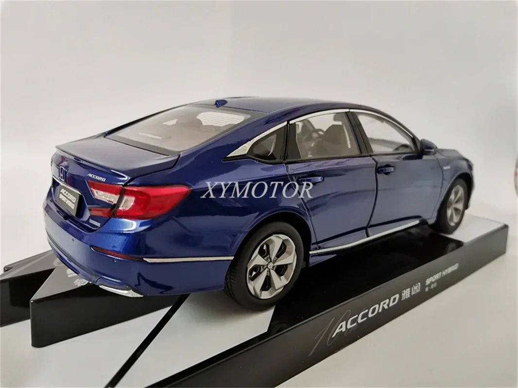 1/18 For Honda Accord 10th 2018 Hybird Diecast Car Model Model Kids Toys Gifts Blue/White/Red Display Collection Ornaments