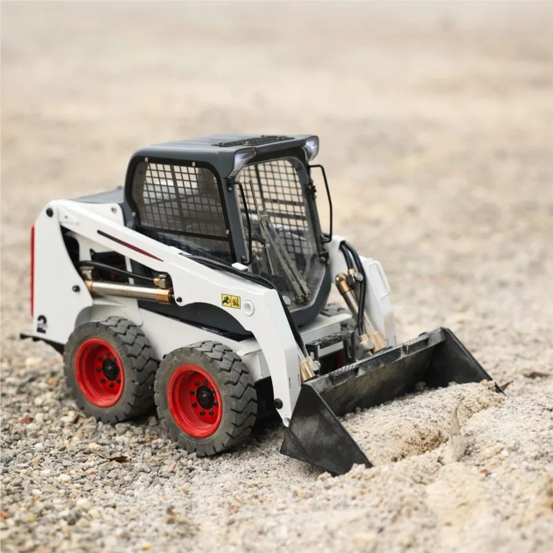 1/14 RC Hydraulic Skid-Steer Loader SM450 I6S Remote Control Painted Assembled Wheeled Car Vehicle Sound Light Servo Model