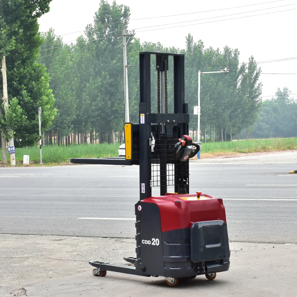 

Customized 1.5-ton And 2-ton Fully Electric Stacker Cranes With Walkie-talkies,and High Cost-performance Ratio For Rough Terrain