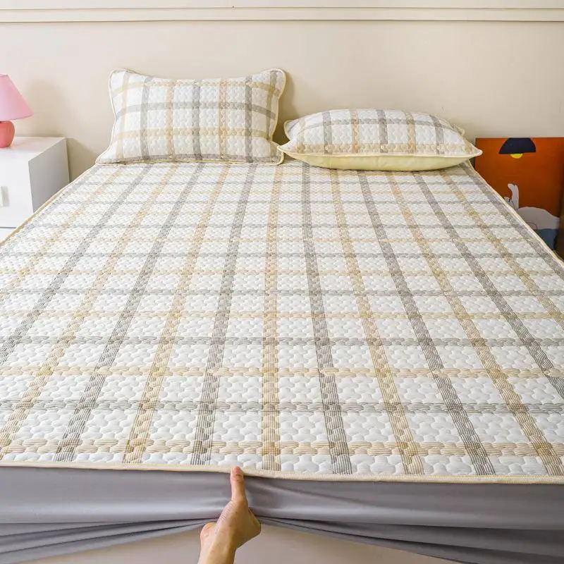 

New 2025 Silk Cotton Bedding Print Air Conditioned Cool Feeling Household Direct Supply Summer Lightweight Bed Mat