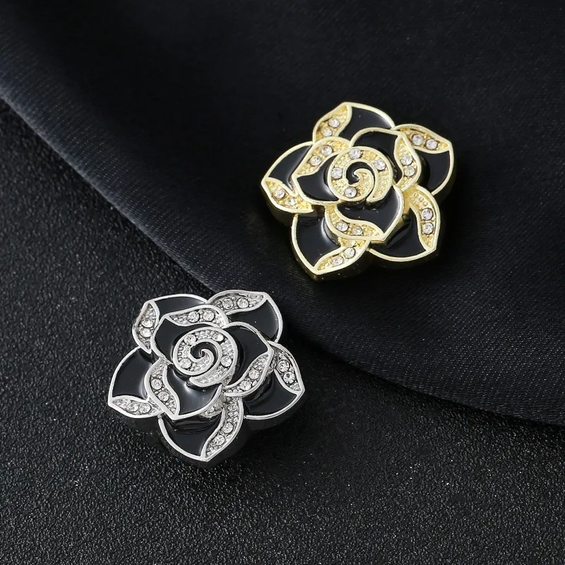 1PCS Five Petal Flower Diagonal Oil Snowflake Studded Men's Cufflinks Dress Shirt Button Sets Elegant Luxury Accessories
