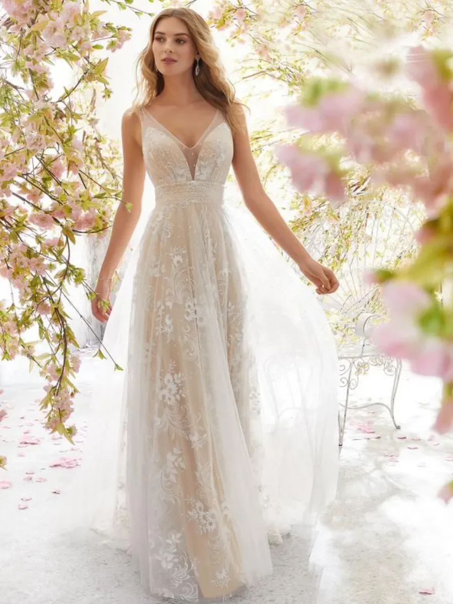 

Elegant V-neck Bridal Party Dress Vestidos De Noiva V Neckline Open Back Decal Sleeveless Wedding Dress Court Train Customized