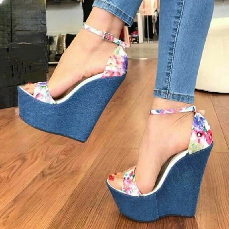 

Women's Peep Toe Floral Print Denim Wedge Platform Ankle Buckle Strap Sandals, Summer Vacation Casual Footwear, Drop Shipping