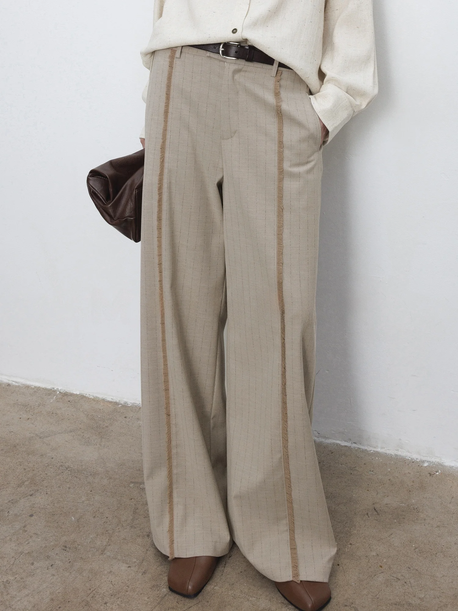 

Vintage Vertical Stripe Wide Leg Pants Women's Casual Straight Cut Trousers Spring 2026 Design Sensation Classic Sle