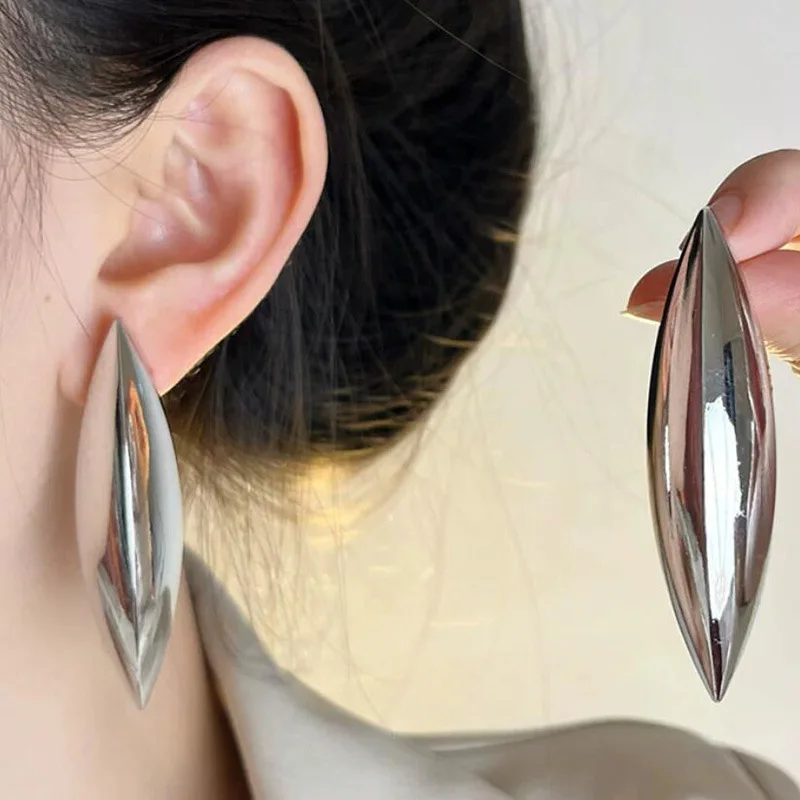 XIYANIKE Metal Tapered Smooth Long Stud Piercing Earrings For Women Summer New Fashion Jewelry Gift Party Beach сережки