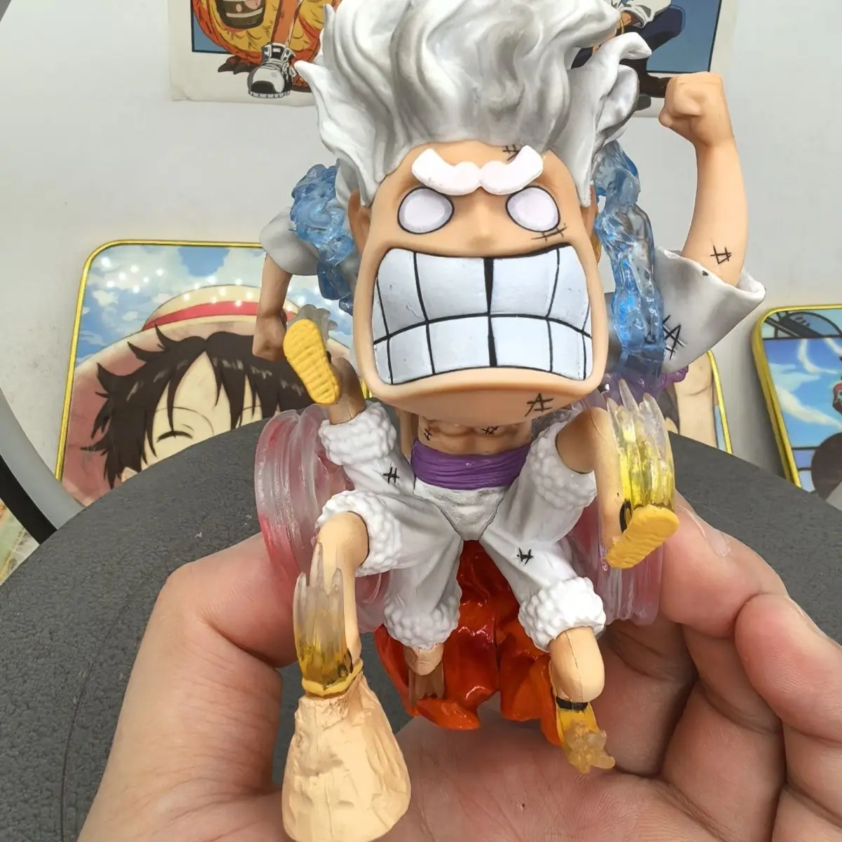 Anime One Piece Nica Luffy cinco velocidades viento y rueda de fuego Luffy figura de acción modelo juguete adorno de escritorio regalo de cumpleaños