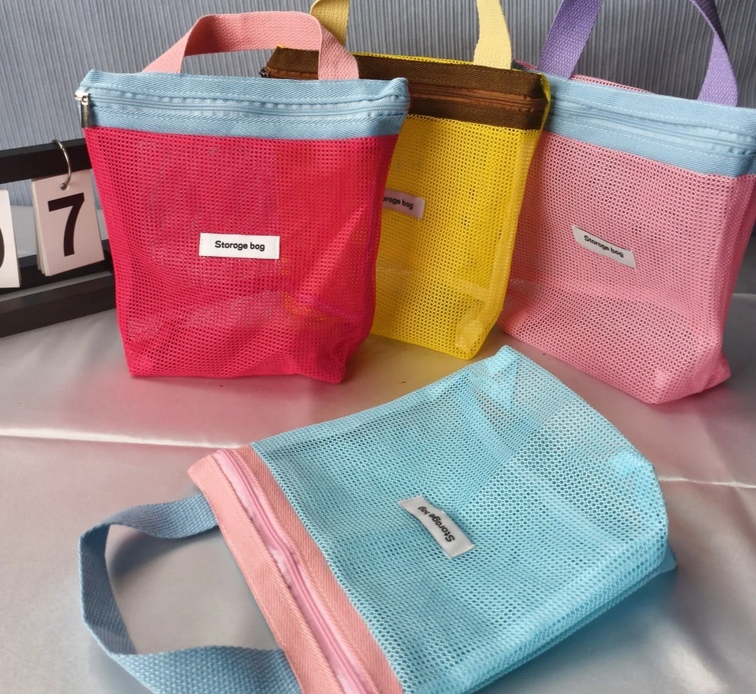 

Ins Style Яркая яркая цветная летняя сетчатая сумка-тоут Маленькая косметичка Сумочка Складная портативная косметичка Женская пляжная сумка