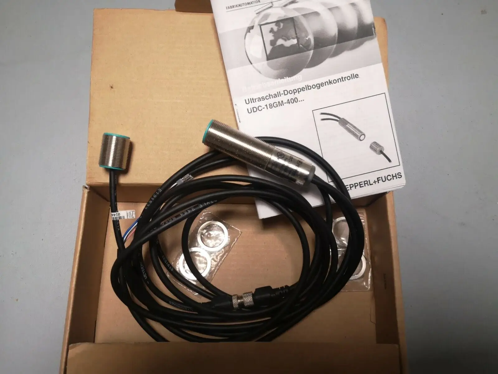 

Gold seller Brand New Original Pepperl+Fuchs UDC-18GM-400-3E3 UDC-18GM-400-3E2 UDC-18GM-400-3E1 Double sheet ultrasonic sensor