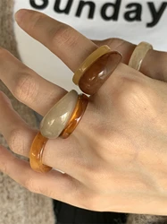 6-piece retro elegant style wide resin ring set for women, simple and personalized, versatile design, stacked ring set for all s