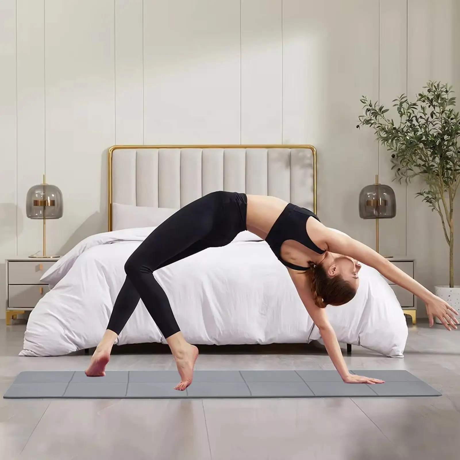 

Folding Yoga Mat Non-Slip Fitness Pad 6mm Thick Tear Resistant Folding Yoga Mat With Storage Bag For Studio Workout Exercise