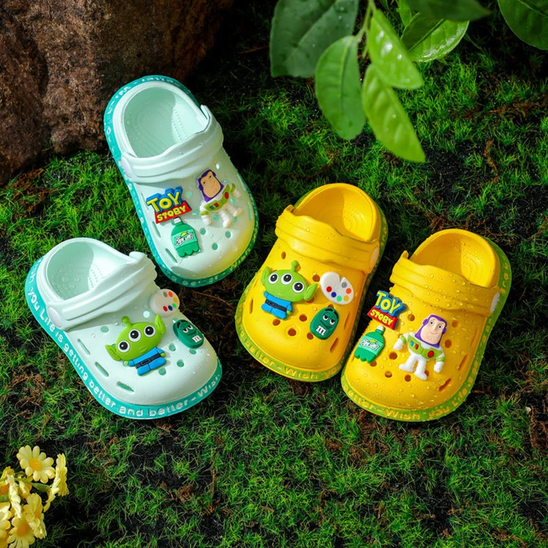 Hot Sale Summer Children\'s Slippers Cute Small Animals Non-slip Soft Bottom Boys and Girls Baby Home Baotou Sandals Hole Shoes