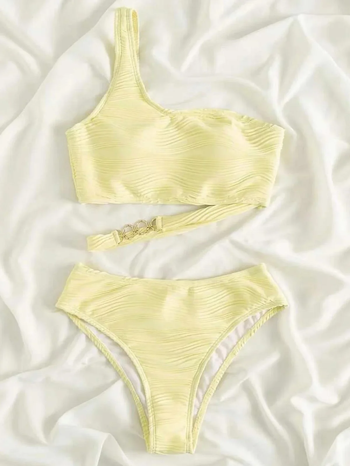 Sexy One Shoulder Wrinkled Metal Ring Bikini Women Swimwear Female Swimsuit Two-pieces Bikini set Bather Bathing Suit Swim K4134