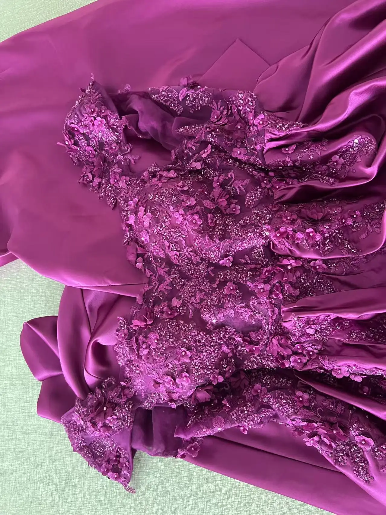 ที่กําหนดเองElegantยาวสีม่วงพรหมชุด 2025 เซ็กซี่สูงลูกปัดApplique Vestidos De Fiesta Custom Madeชุดราตรี