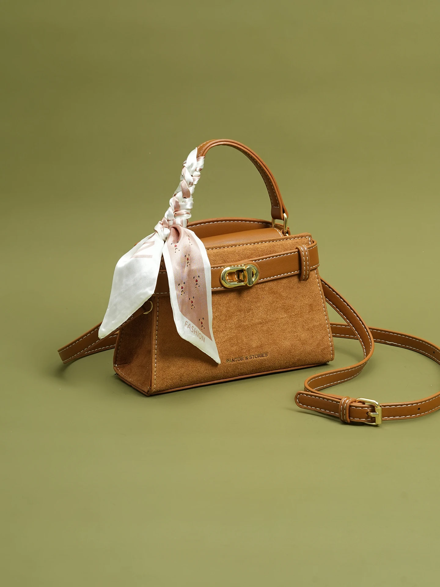 

Fall Winter Retro Suede Handbag Women's Versatile Crossbody Bag Early Autumn New Soft Casual Simple Square Bag Commuter Handbag