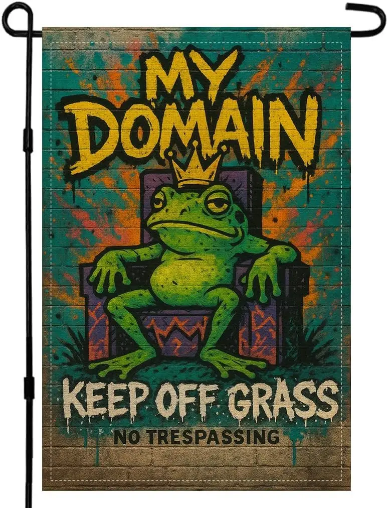 MY DOMAIN KEEP OFF GRASS NO TRESPASSING Outdoor Sign Yard House Patio Decorations Funny Frog King Garden Flag Double Sided 1 jjp