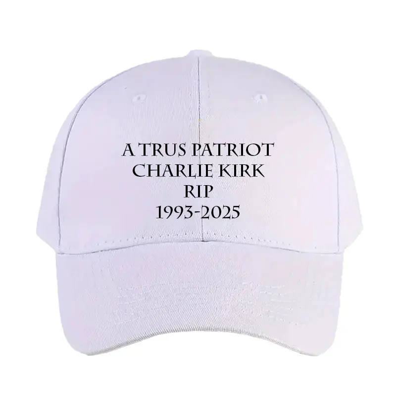 A Trus Patriot Charlie Kirk Rip 1993-2025 Gorra Gracias por tus recuerdos Charlie Kirk Gorra de béisbol Mujer Hombre al aire libre